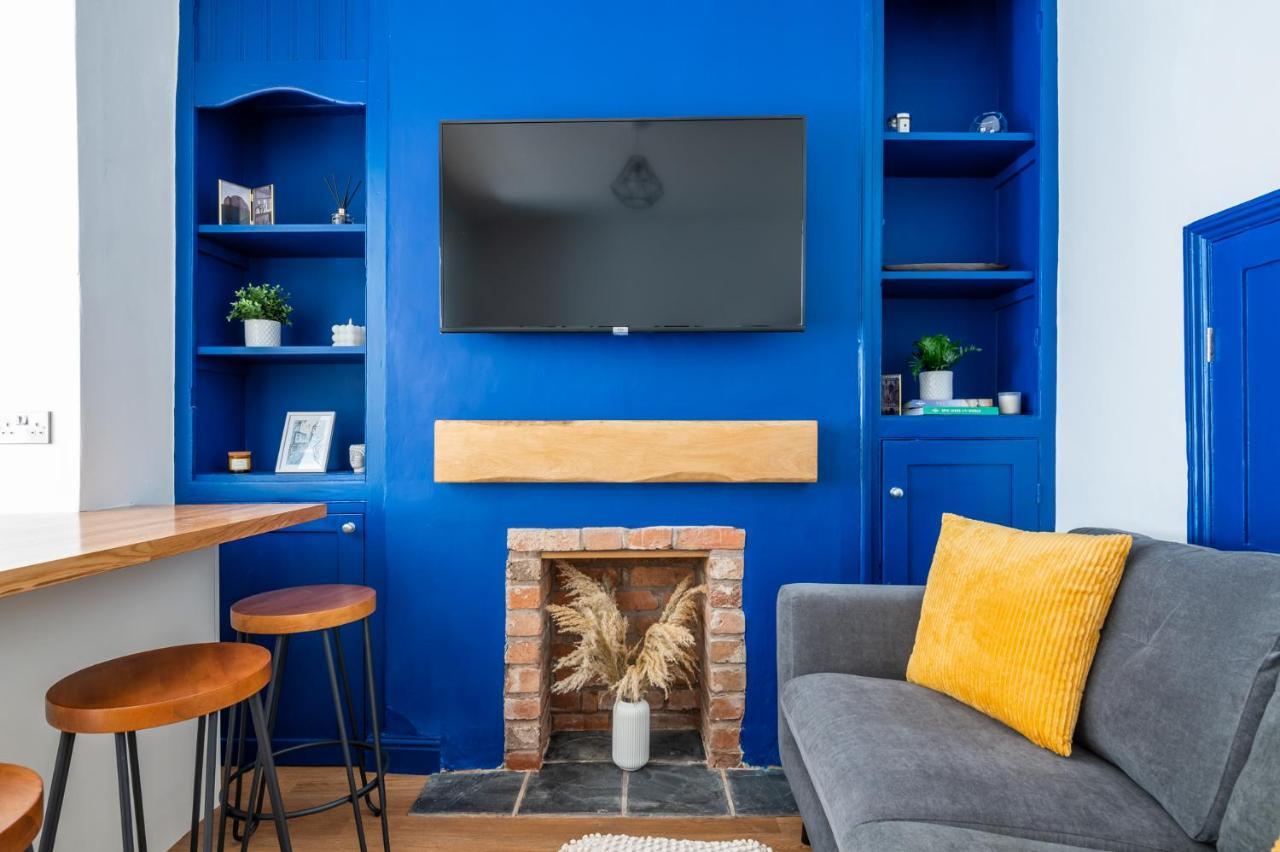 Stylish, Centrally Located Terrace - Pass The Key York Buitenkant foto